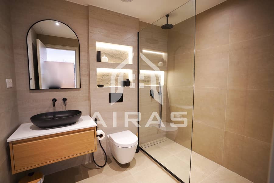 Modern 1BHK Apartment at South Ridge, Downtown - Image 11