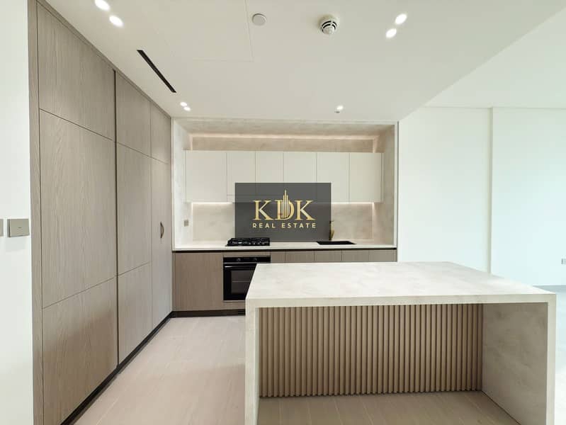 Spacious 1 Bedroom | Hotel Five View | Ready to move