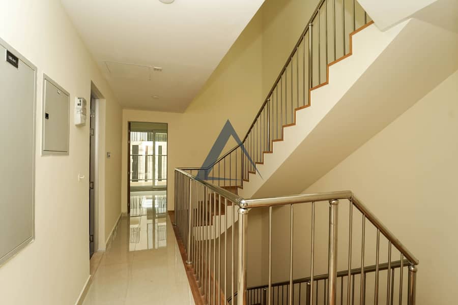 Spacious 4BR + Maid | Vacant | Prime Location - Image 15