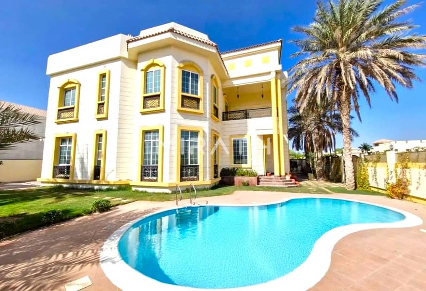 Luxurious 5BR Villa with Private Pool and Garden