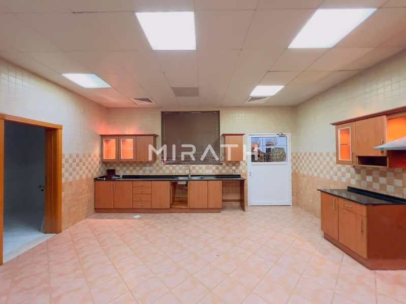 Luxurious 5BR Villa with Private Pool and Garden - Image 10