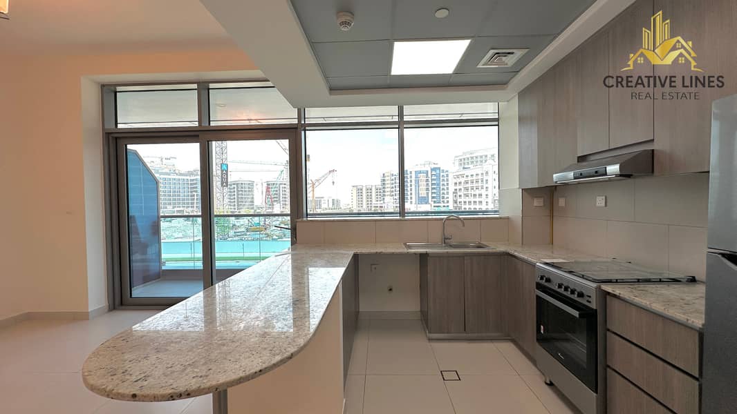 SPACIOUS MODREN LAYOUT 1ST YEAR FREE CHILLER - Image 7