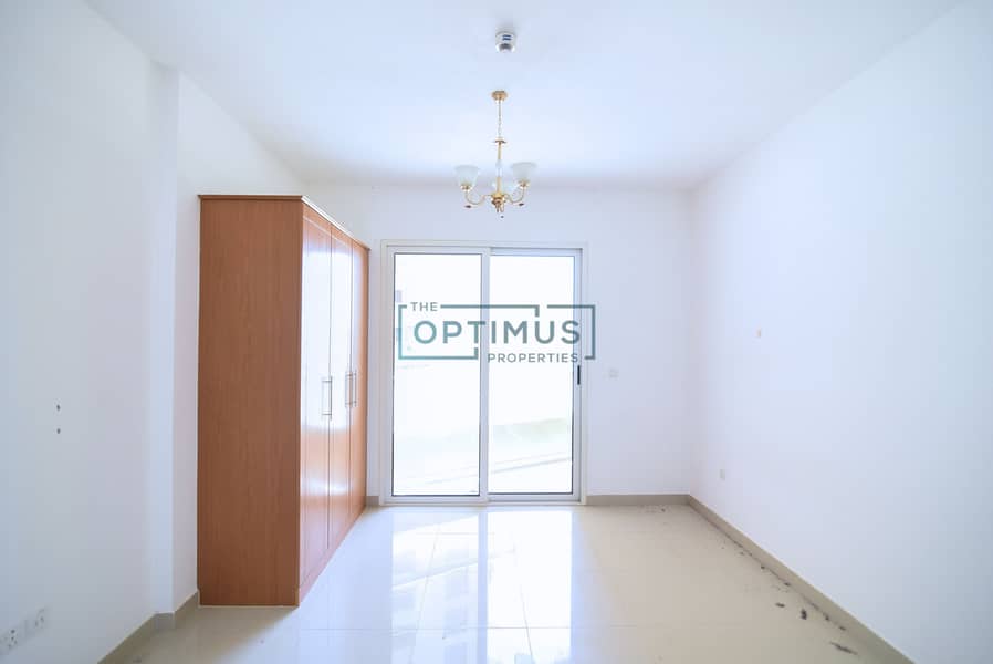 Affordable | Community View | Bright And Airy | Description