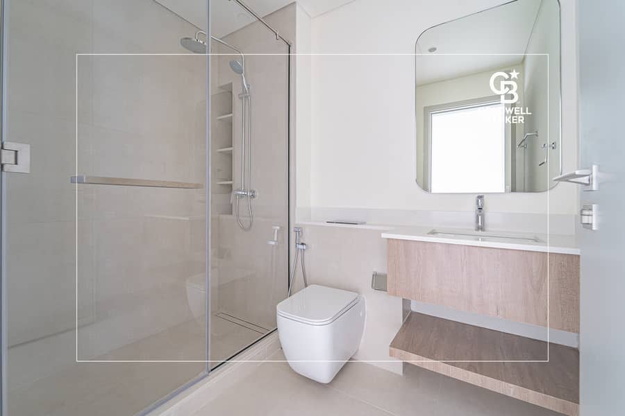 Near Yoga Deck | Single Row | Corner Unit - Image 7