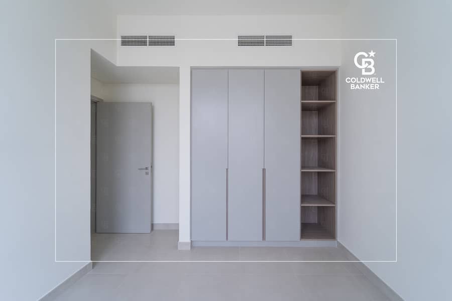 Near Yoga Deck | Single Row | Corner Unit - Image 11