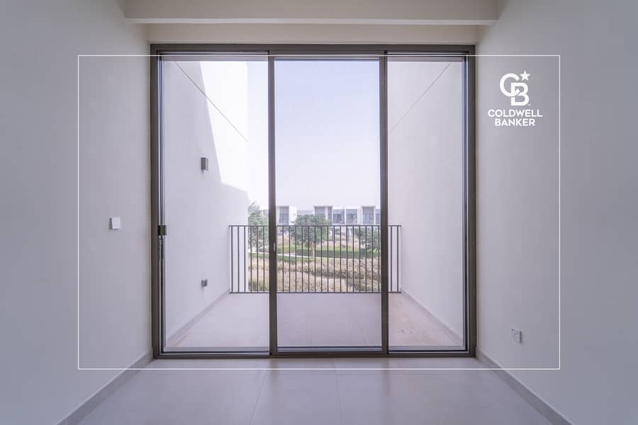 Near Yoga Deck | Single Row | Corner Unit - Image 18