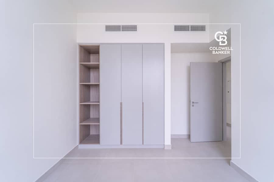 Near Yoga Deck | Single Row | Corner Unit - Image 19