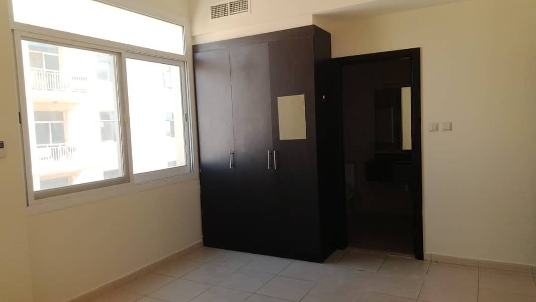 Spacious Layout | Amazing Apartment | Ready to Move in - Image 6