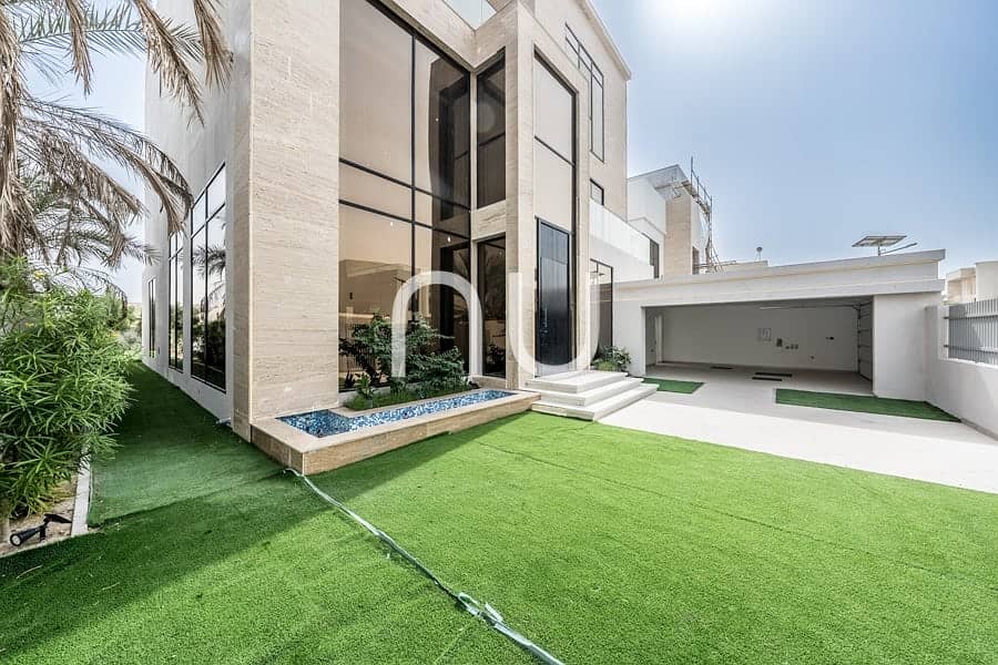 Area Specialist | Custom Built 6BR Villa | Modern