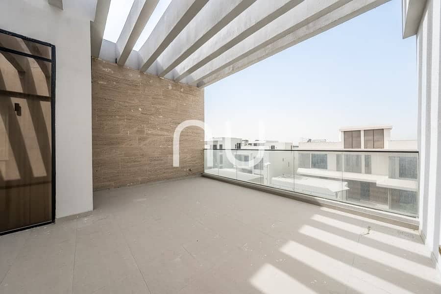 Area Specialist | Custom Built 6BR Villa | Modern - Image 8