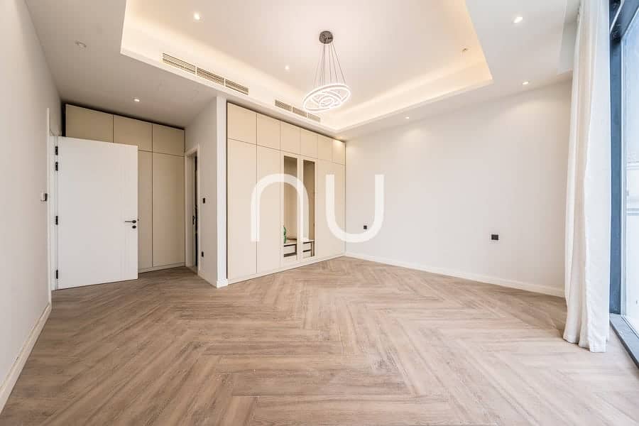 Area Specialist | Custom Built 6BR Villa | Modern - Image 10