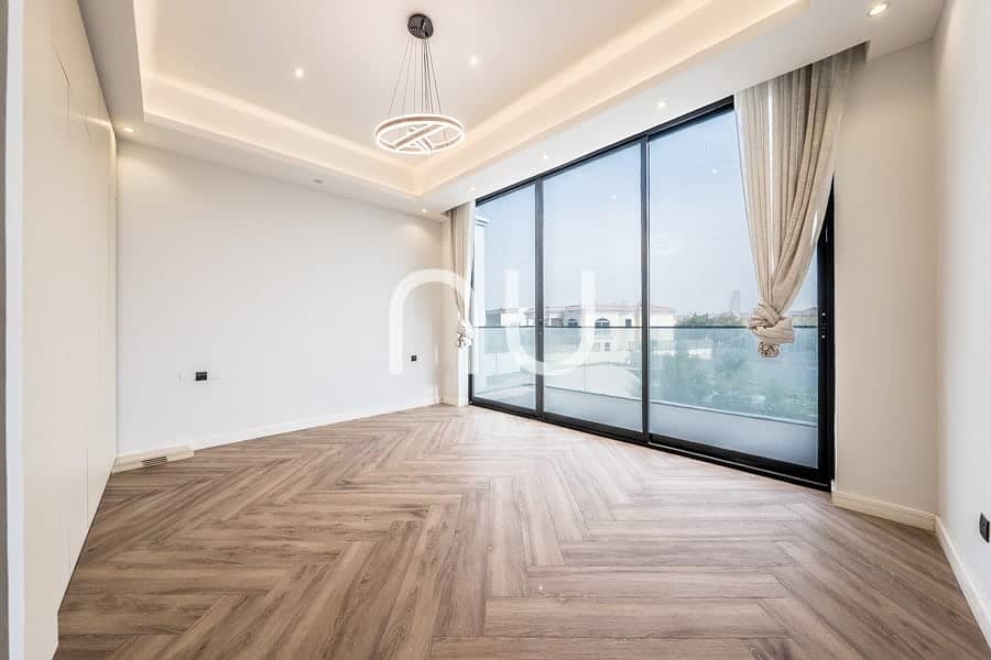 Area Specialist | Custom Built 6BR Villa | Modern - Image 16