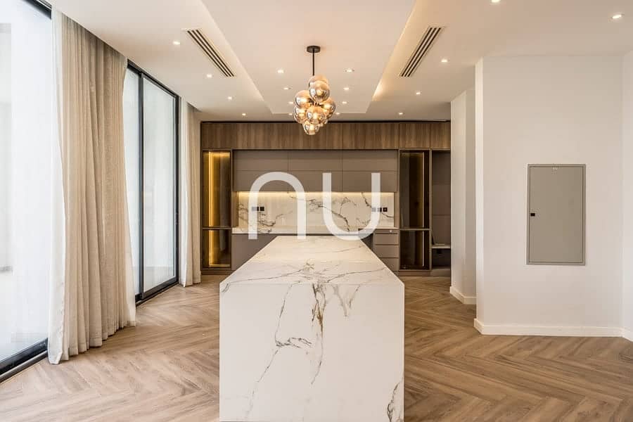 Area Specialist | Custom Built 6BR Villa | Modern - Image 21