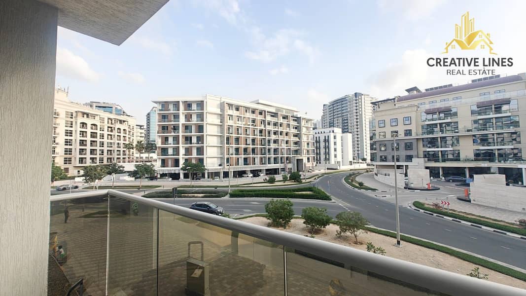 GAS FREE//READY TO MOVE IN//SPACIOUS 1-BHK+DISHWASHER//NEXT TO BUS STOP - Image 8