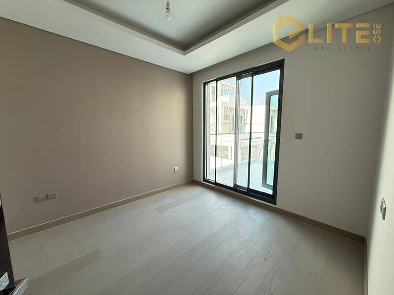 LUXURY VILLA | PREMIUM LIVING | SPACIOUS LAYOUT