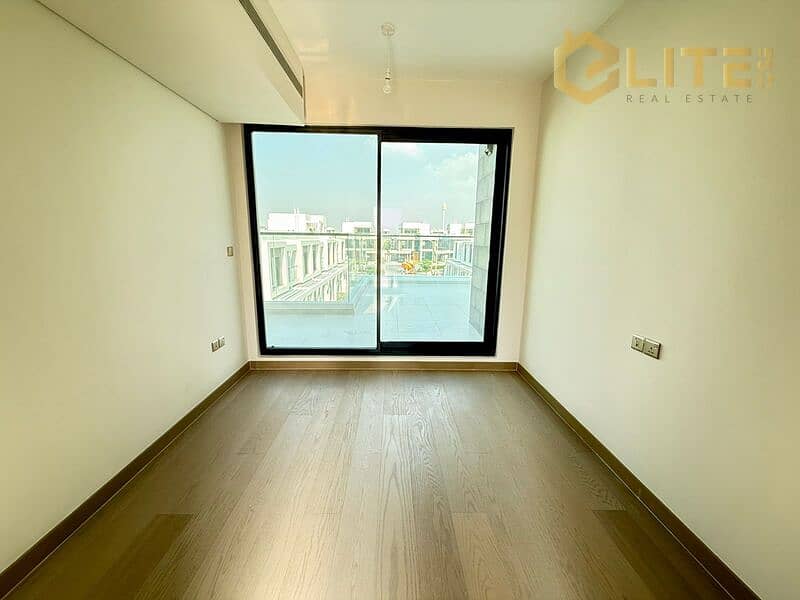 LUXURY VILLA | PREMIUM LIVING | SPACIOUS LAYOUT