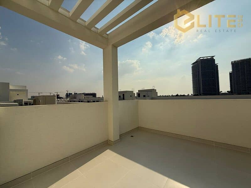 LUXURY VILLA | PREMIUM LIVING | SPACIOUS LAYOUT - Image 17