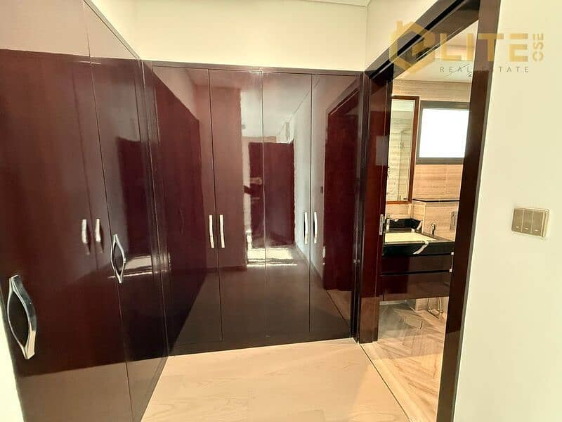 LUXURY VILLA | PREMIUM LIVING | SPACIOUS LAYOUT - Image 20