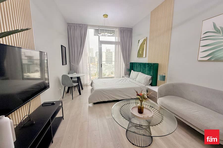 Vacant Marina Sky view Premium Fully Furnished