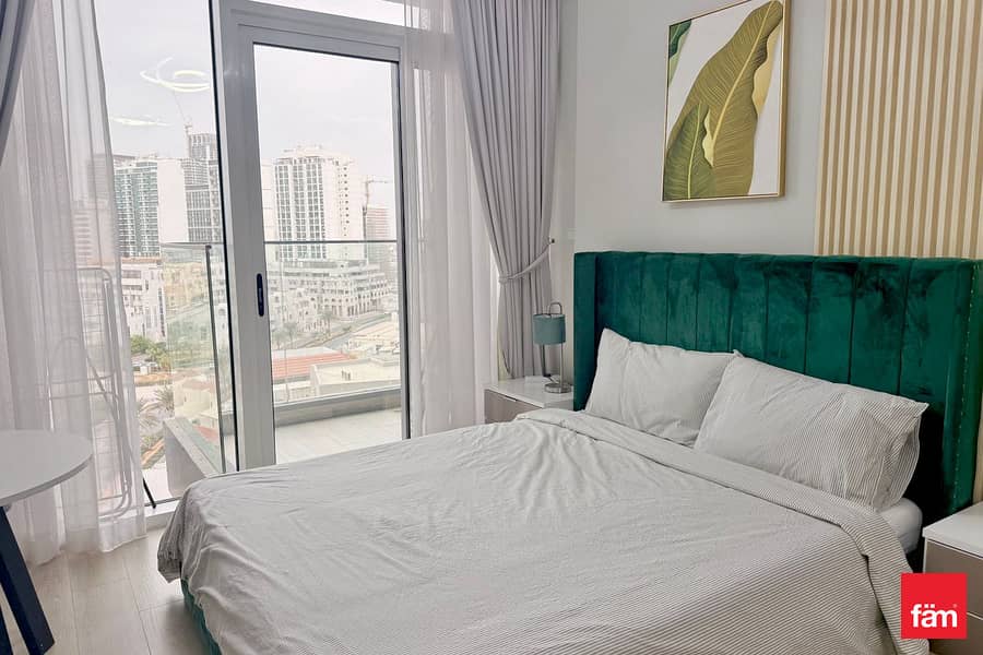 Vacant Marina Sky view Premium Fully Furnished