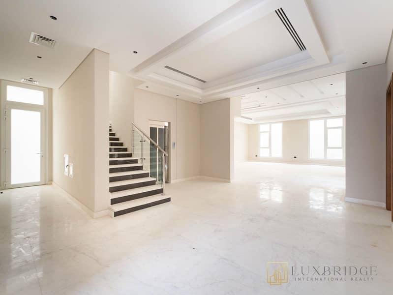 Exclusive | Luxurious Living | Brand New