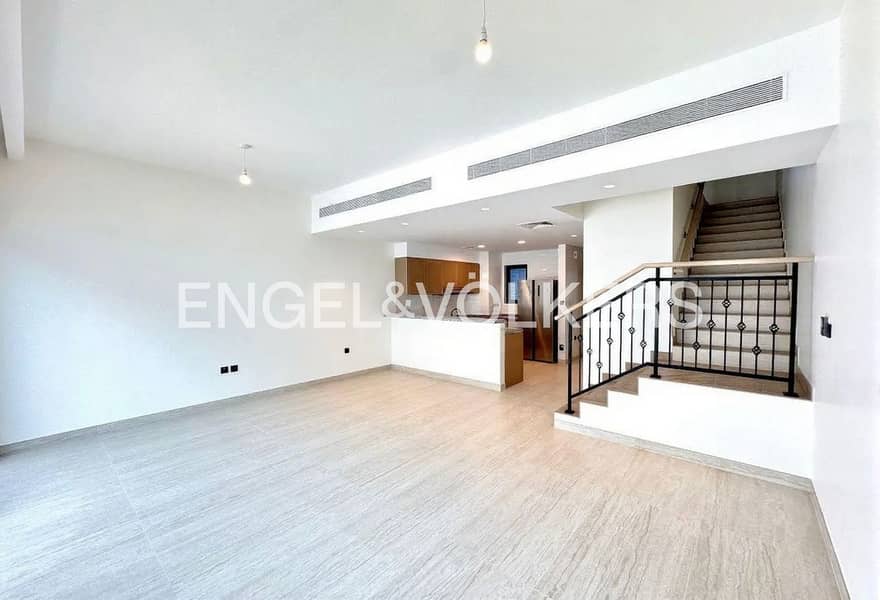 Single Row | Greek-Inspired | Brand New