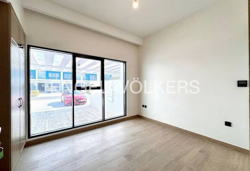 Single Row | Greek-Inspired | Brand New - Image 8