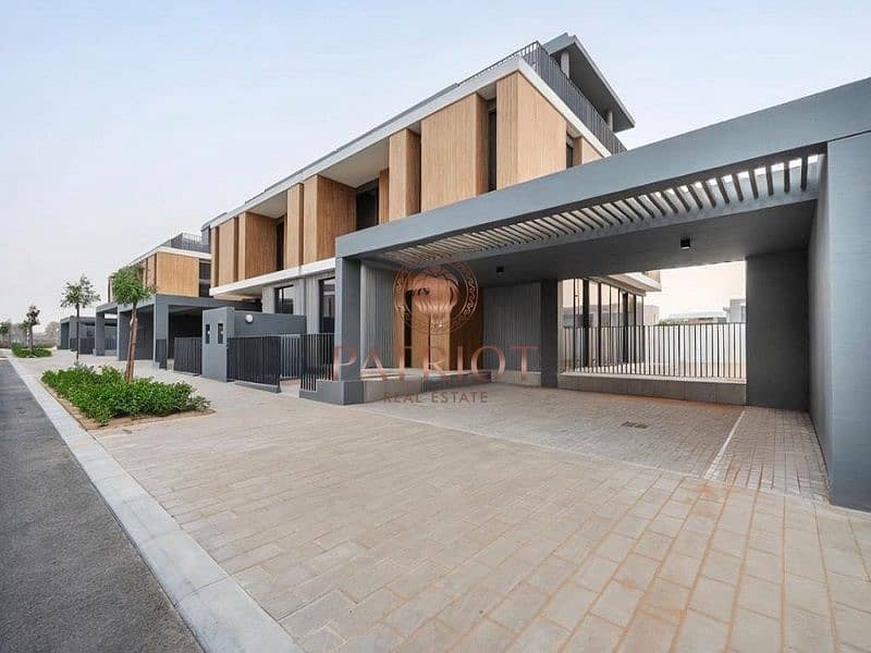 Brand New | Single Row | Big Plot