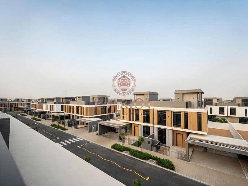 Brand New | Single Row | Big Plot