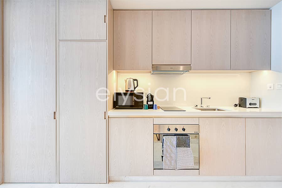 Prime Location I Luxury Studio I Palm Views - Image 8