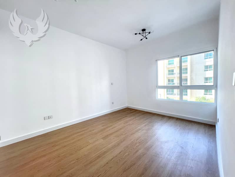 Ready to Move-In | Upgraded | Bright | Exclusive