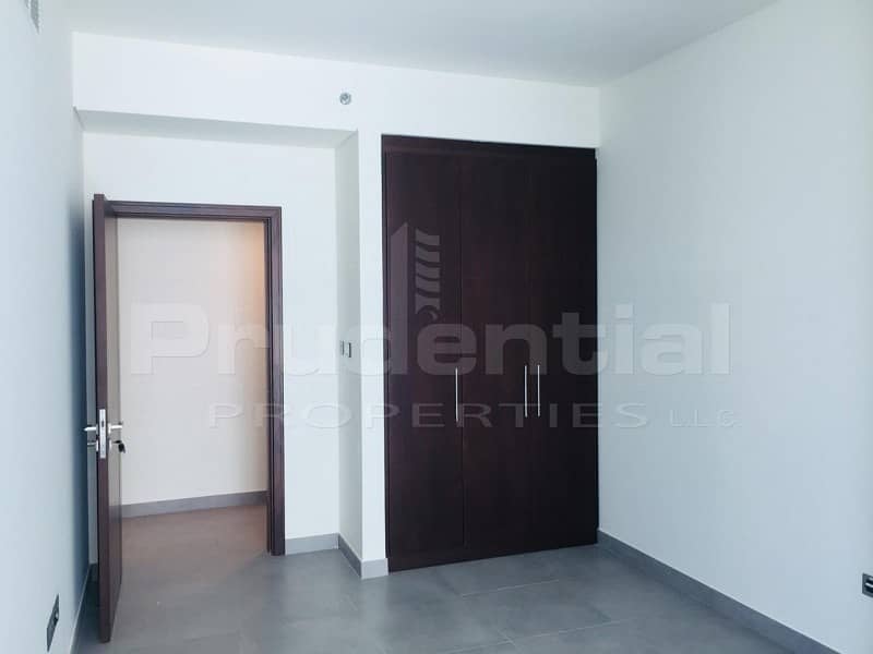 Spacious 3 Bedroom Apartment in Bay Tower Corniche