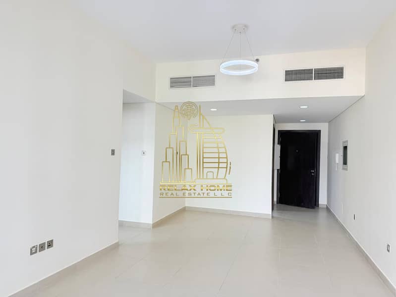 Spacious 2BHK | Amazing Layout | Gym & Pool | Book Now