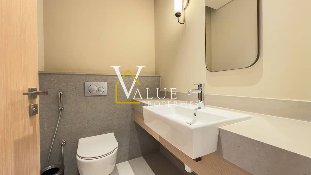 Urban Elegance | Downtown Luxury | Iconic Living - Image 21