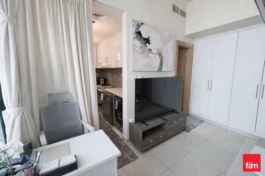 FURNISHED | HIGH FLOOR | AMAZING AMENITIES - Image 13