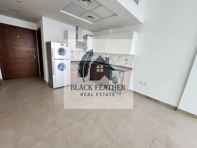 1 BHK/ CHILLER FREE/ POOL VIEW/ READY TO MOVE IN