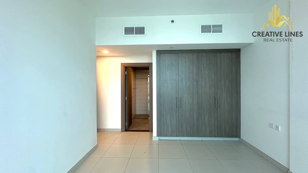 SPACIOUS MODREN LAYOUT YEARLY LEASE