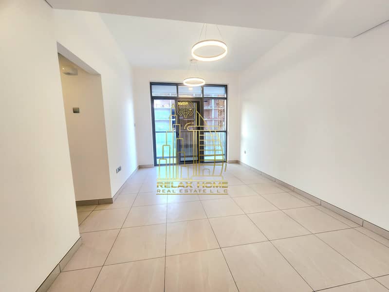 Spacious 2BHK | Amazing Layout | Gym & Pool | Book Now