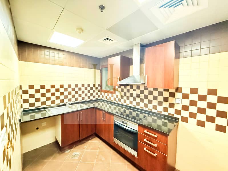 SPACIOUS LAYOUT | FAMILY ONLY | PRIME LOCATION - Image 20