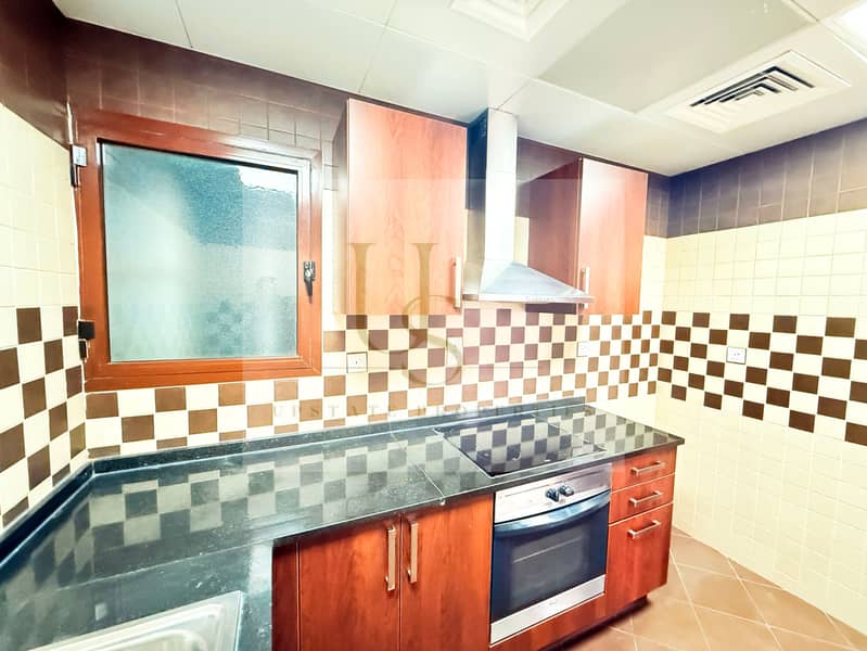 SPACIOUS LAYOUT | FAMILY ONLY | PRIME LOCATION - Image 22