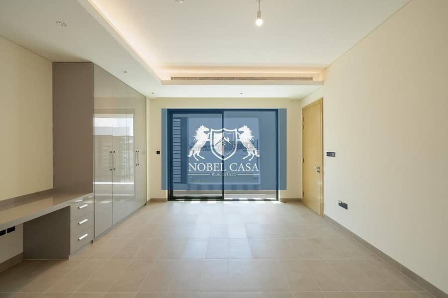 Ultra-Luxury 5BR Villa | Exclusive | Prime Location - Image 6