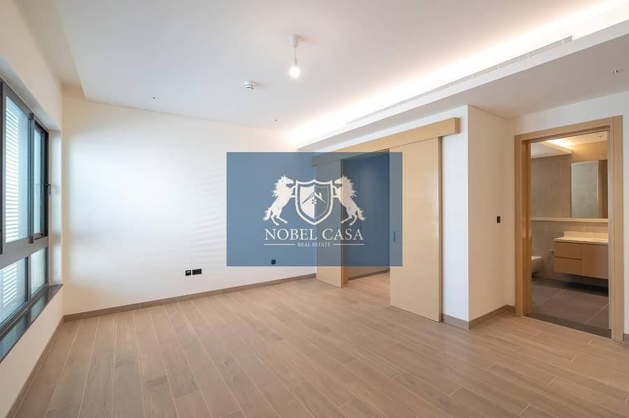 Ultra-Luxury 5BR Villa | Exclusive | Prime Location - Image 10