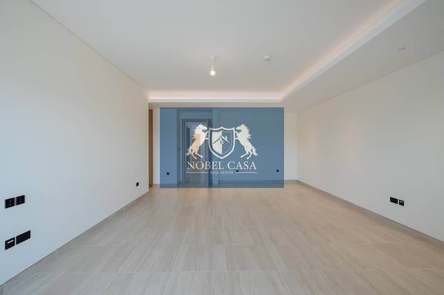 Ultra-Luxury 5BR Villa | Exclusive | Prime Location - Image 11