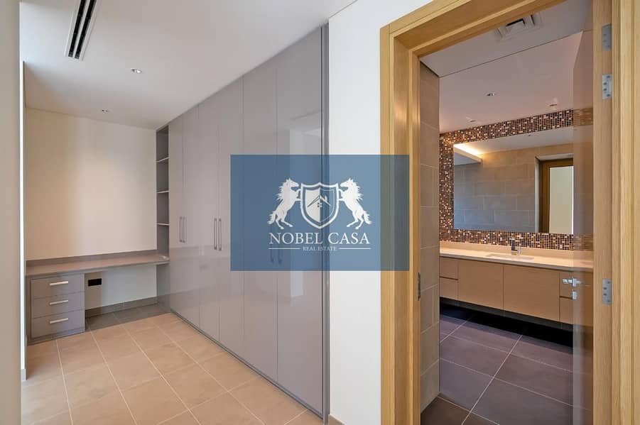 Ultra-Luxury 5BR Villa | Exclusive | Prime Location - Image 13