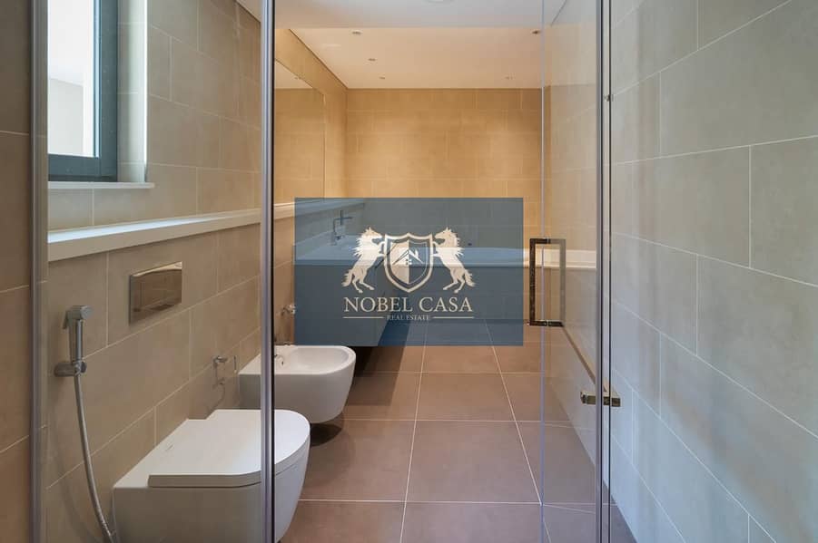 Ultra-Luxury 5BR Villa | Exclusive | Prime Location - Image 14