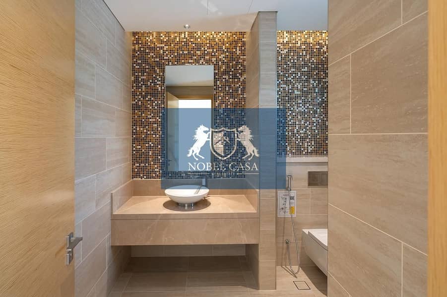 Ultra-Luxury 5BR Villa | Exclusive | Prime Location - Image 16