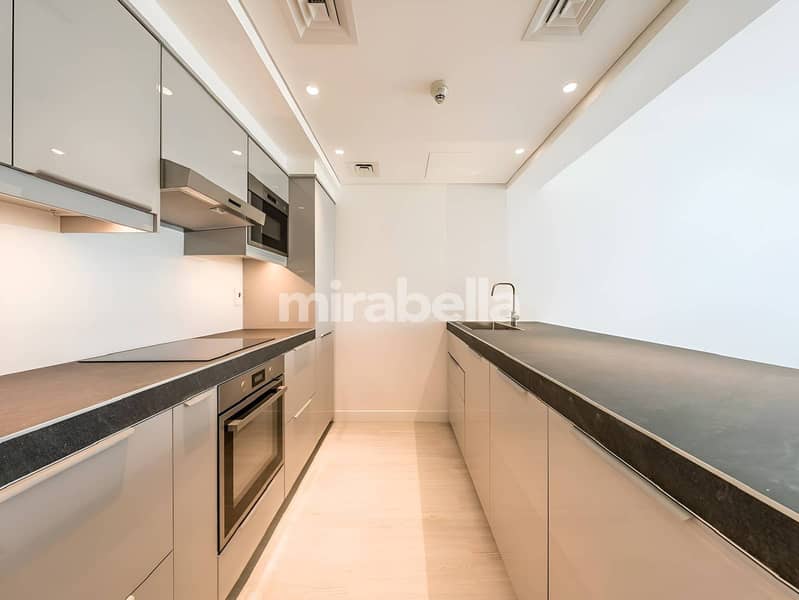 Fully Upgraded | Chiller Free | Open View