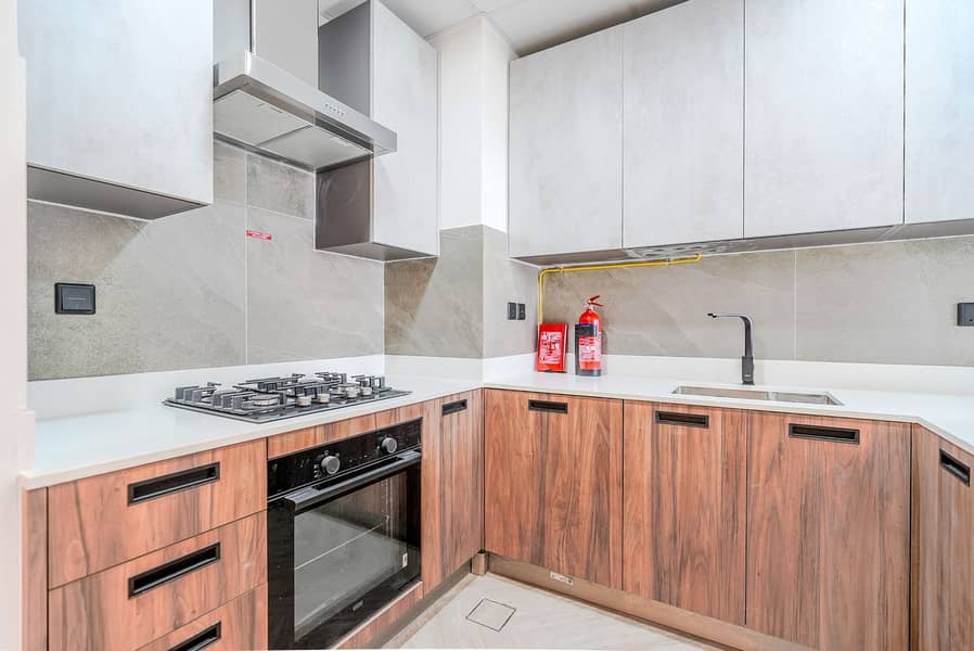 Family-Friendly 2BR Apartment with Amenities