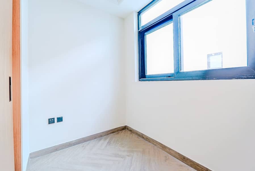 Family-Friendly 2BR Apartment with Amenities