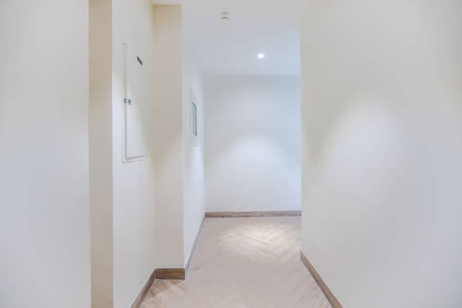 Family-Friendly 2BR Apartment with Amenities - Image 14